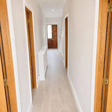 Apartment Modern In The Heart Of Room5 Shared Thurles